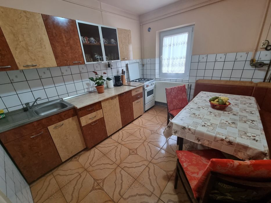 Vând apartament 2 camere