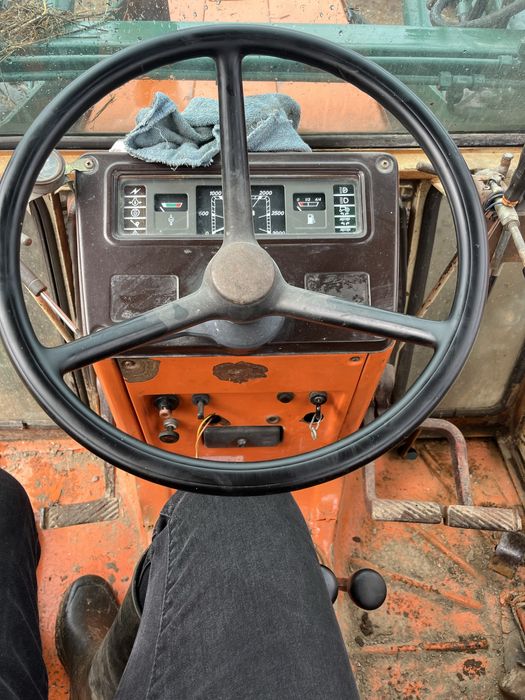Fiat 880 4x4 cu incarcator frontal