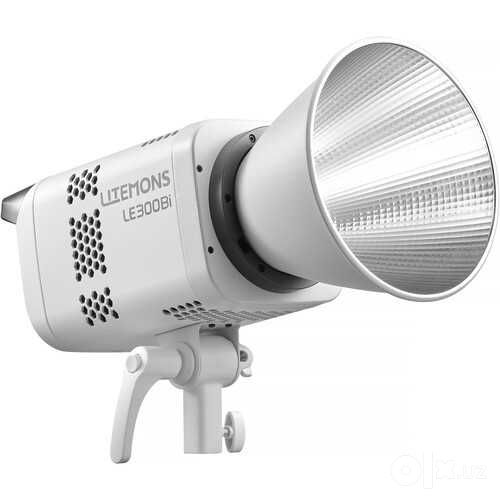 Godox Litemons LE300Bi. Гарантия, 12 месяцев с момента покупки.