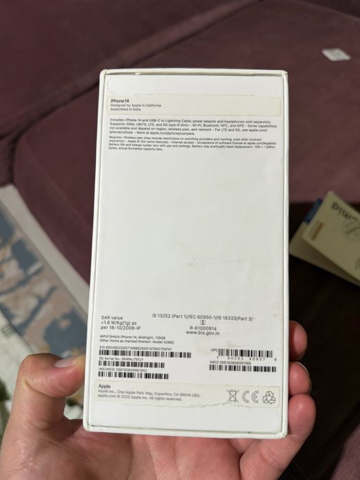 Продам Iphone 14