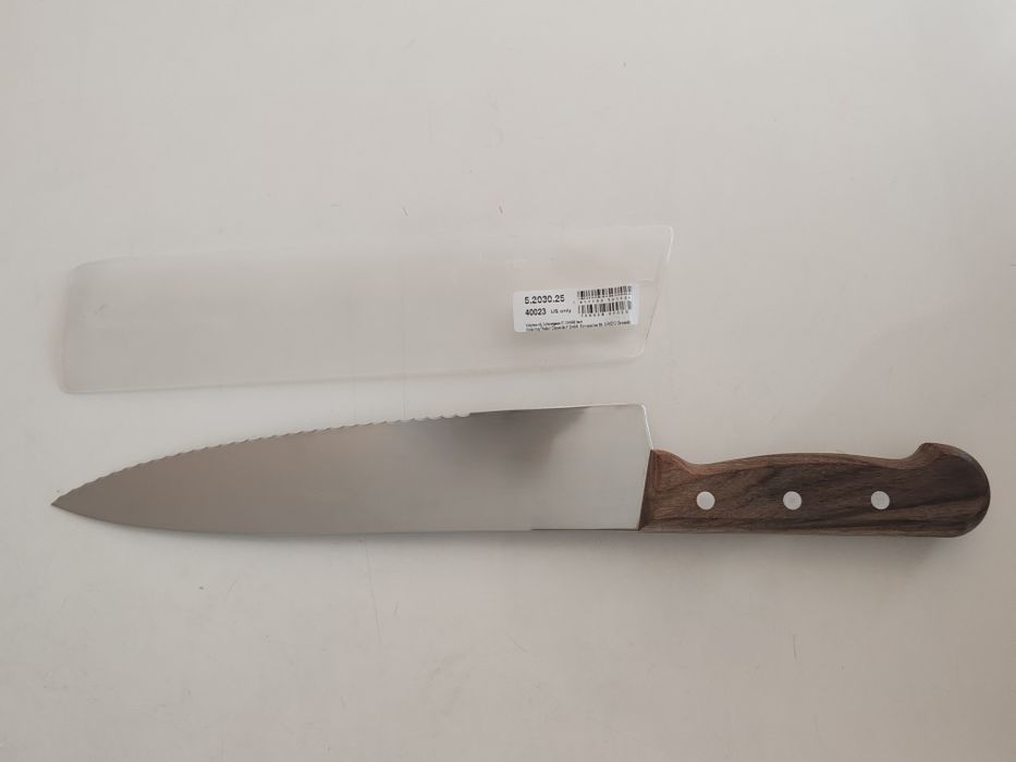 Ножове Victorinox и сатър F. Dick