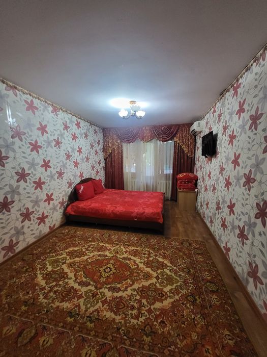 На сутки. Маг.урал 10000т.(2000т.час)