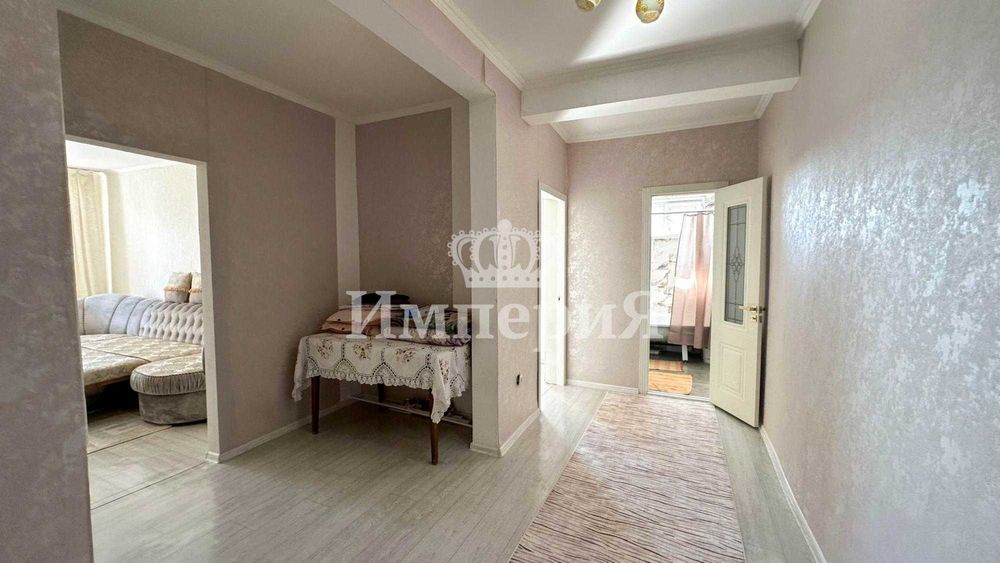 Продаётся 2х ком мкр 6 Аида Империя