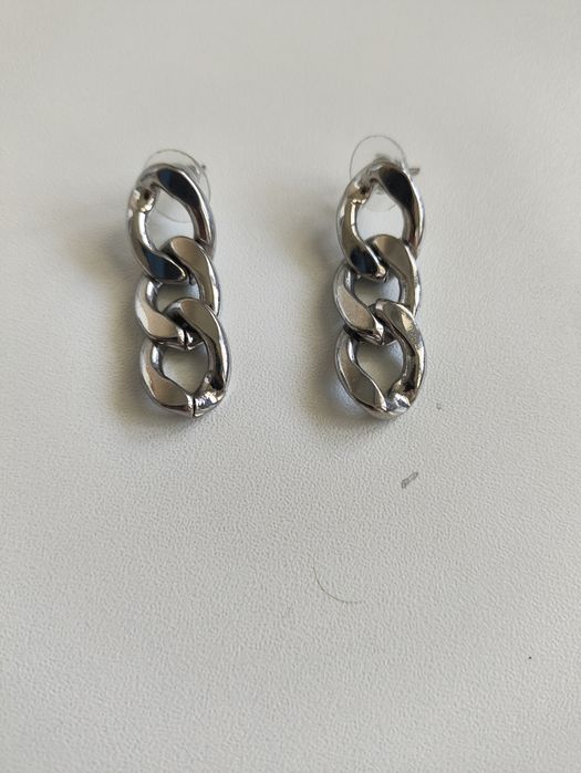 Серьги новые и резинки