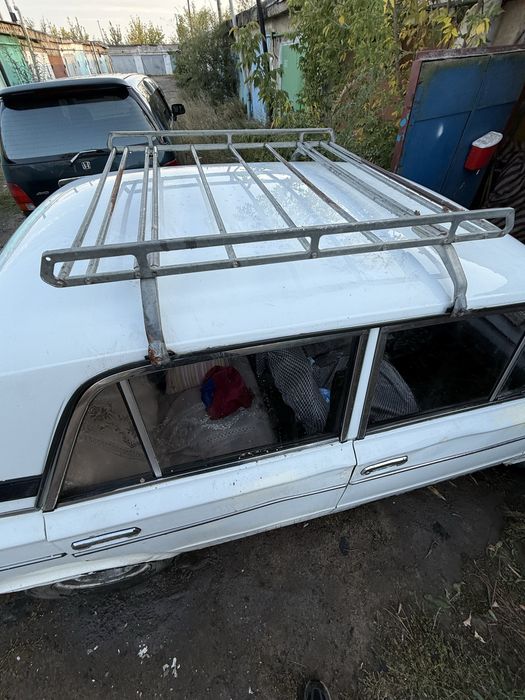 Автомобиль ваз 2106