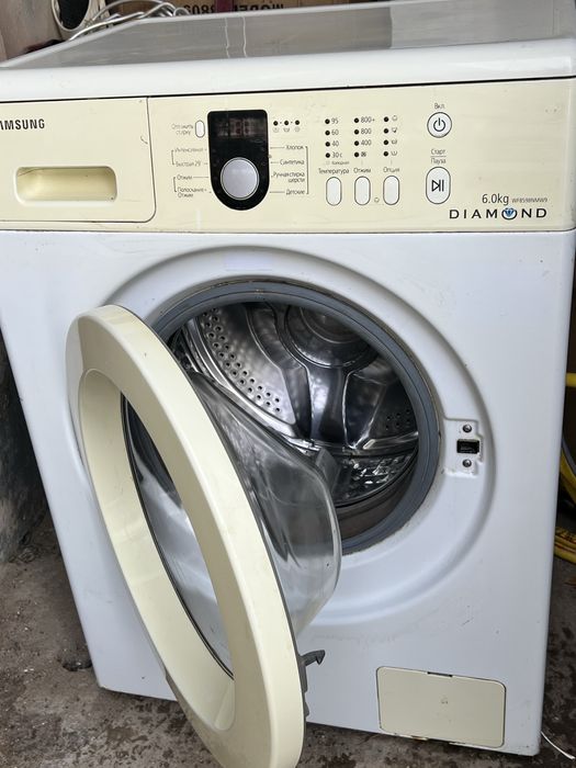 Стиральная машина автомат! Состояние б/у..