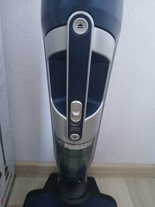 Прахосмукачка  Bosch serie 4/28v.