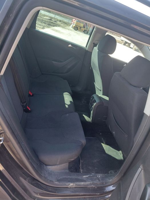 Vând passat b6 an 2010 sau schimb pe un tractoras