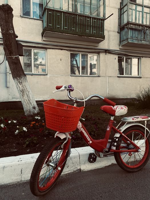 Детский велосипед почти новый + бонус