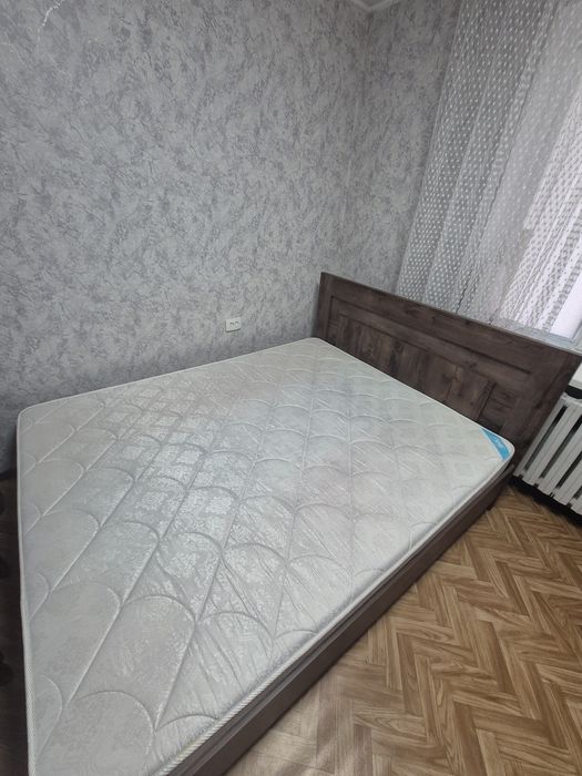 Продам Двуспальная  кровать с ортопедическим матрасом