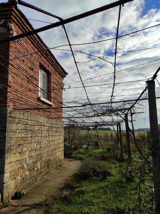 Продава се Къща в с. Гешаново, Област Добрич - 100 кв.м за 67 €/кв.м - Снимка #2