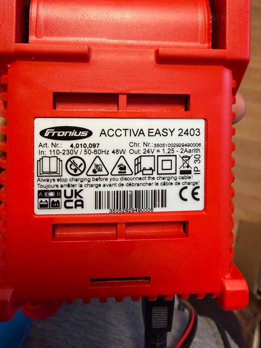 Зарядно за 24v Acctiva Easy 2403