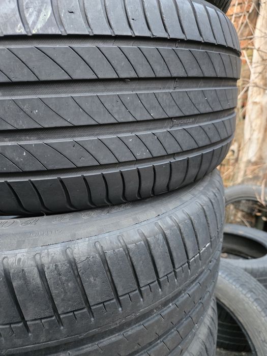 2бр. 225 45 18 Michelin летни.