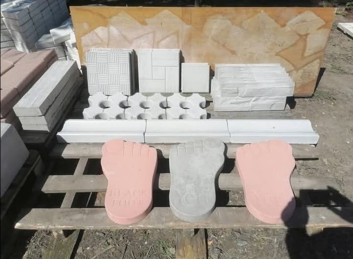Preluăm comenzi de pavele! Producem + Montăm
