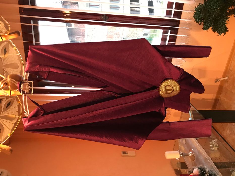 НОВА! Страхотна официална блуза