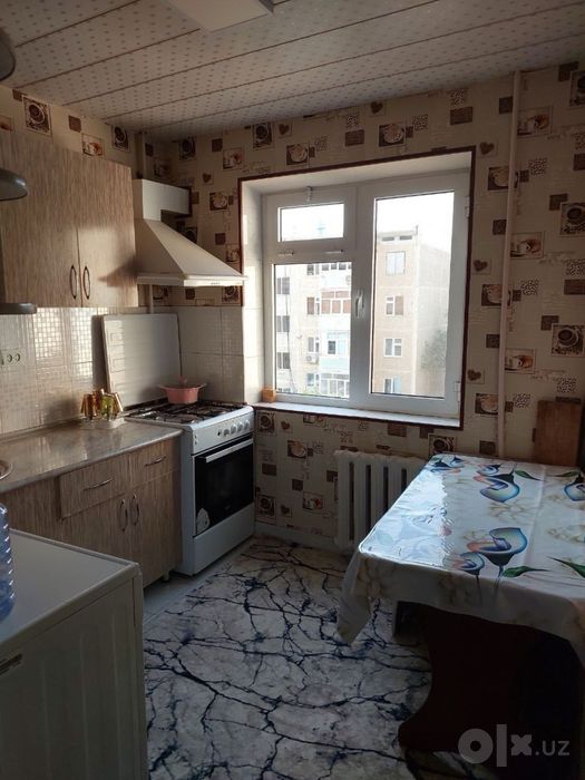 5 каватли домнинг 4 каватида 2 хонали квартира ижарага берилади