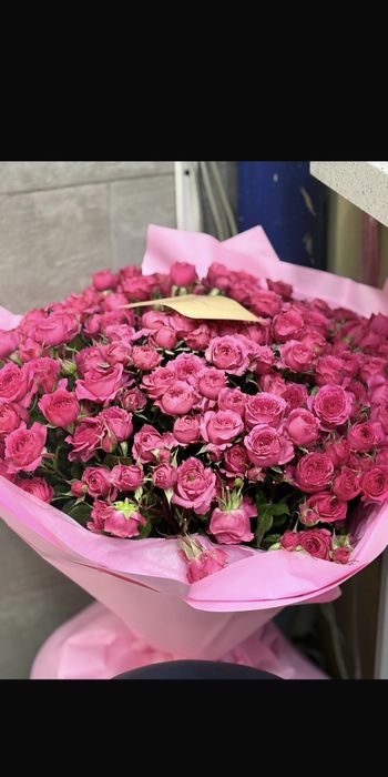 Свежий кустовые розы