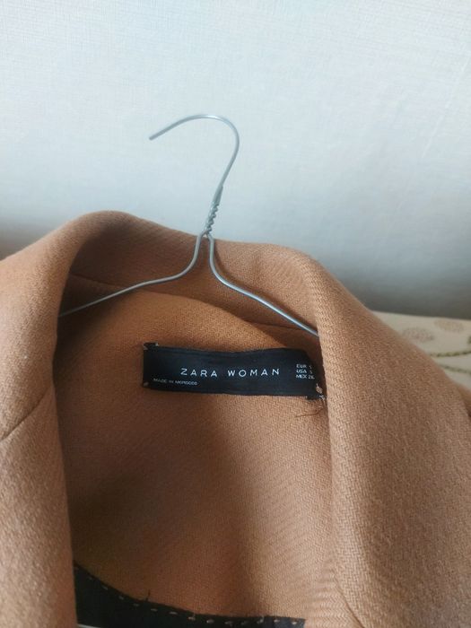 Продам пальто демисезонное