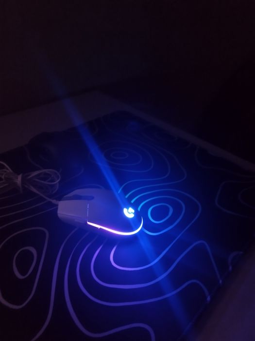 Logitech g102, б/у