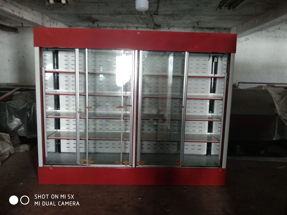 Витринные холодильники