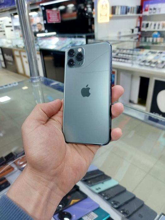iPhone 11 Pro  64/80%