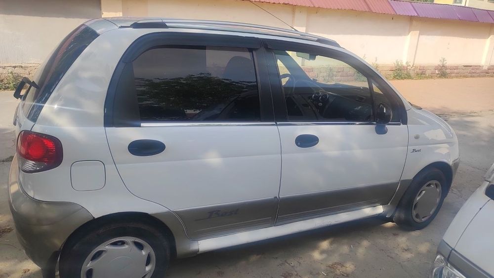 Matiz best sotiladi yili 2012