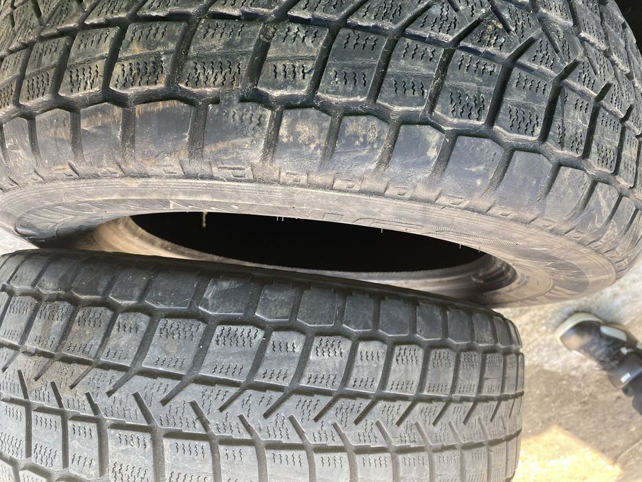 Комплект шин 215/65 16