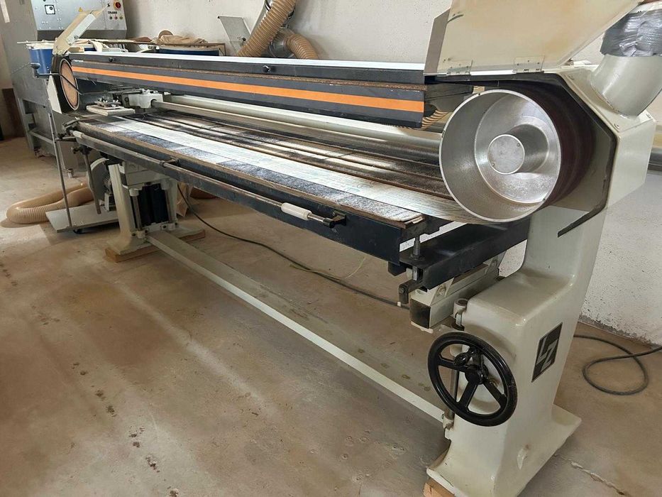 Masina pentru slefuire