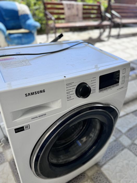 Стиральная машина “Samsung”