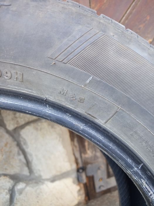 Все сезонни гуми 215/60/17