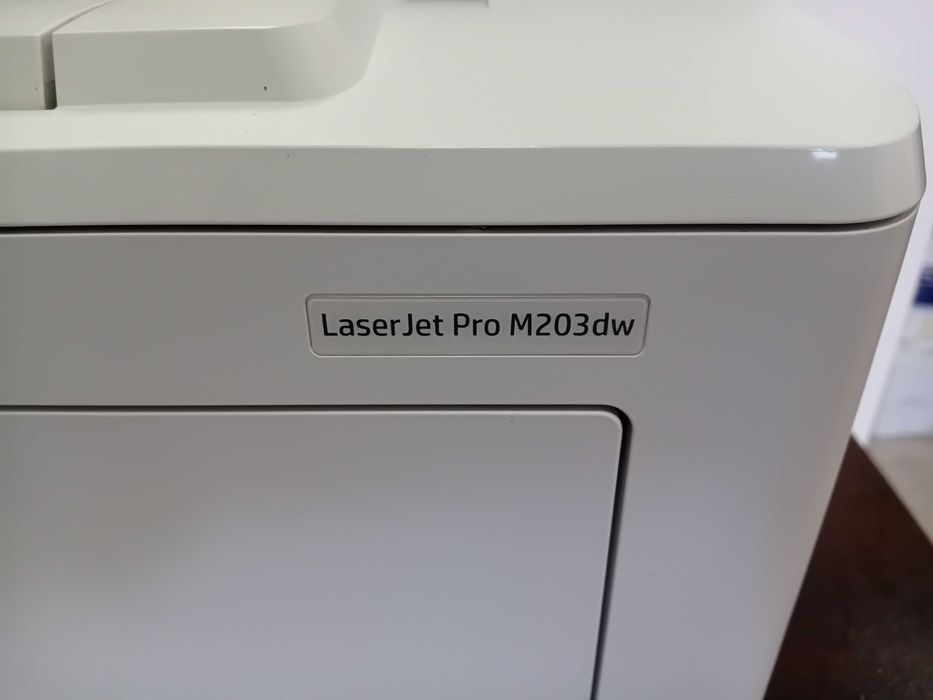Отличен!!! Безжичен Wi-Fi лазерен принтер HP LaserJet Pro M203dw