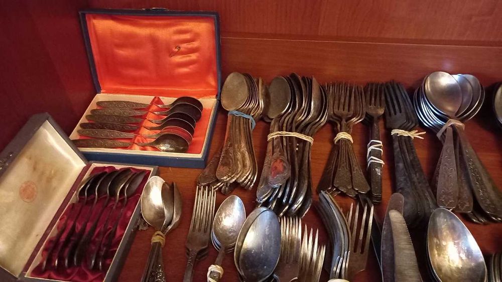 продам мельхиор ссср. смотрите все фото