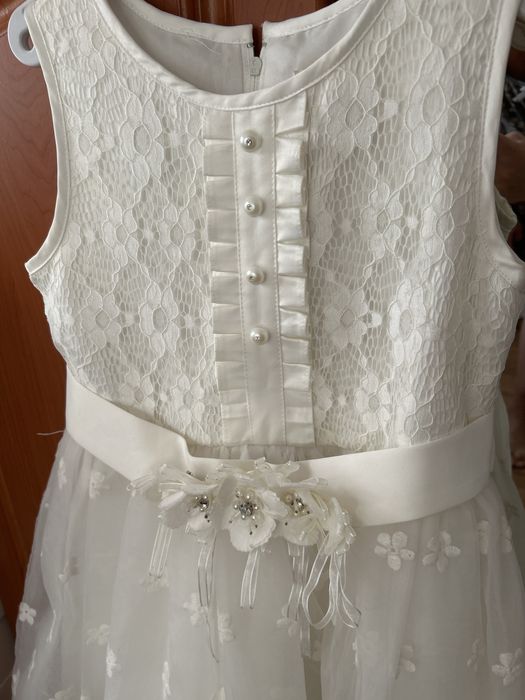 Белое воздушное платье