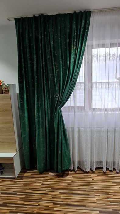 Draperii verzi noi