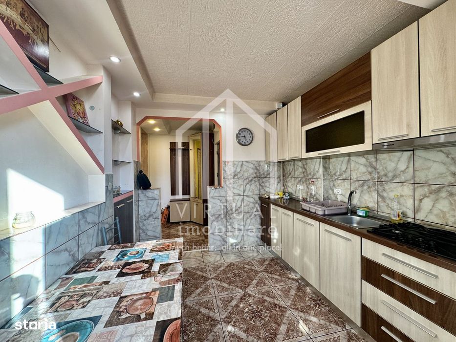 Apartament cu 2 camere, decomandat, 46mp utili + balcon - Terezian
