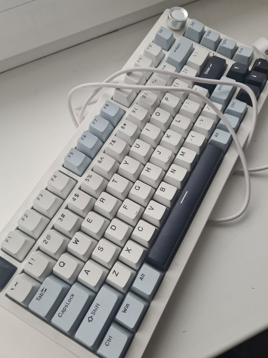 Клавиатура AULA F75 белый