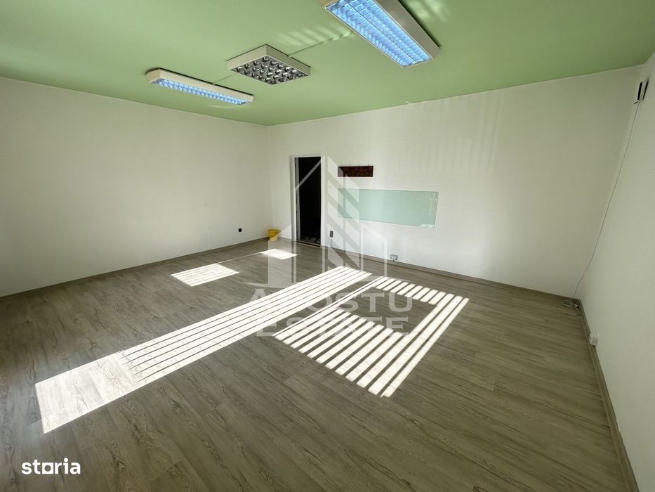 Spatiu pentru birouri de inchiriat, 30 mp, etajul 1, in Girocului