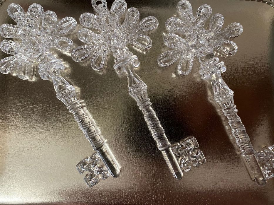 Продам елочные игрушки