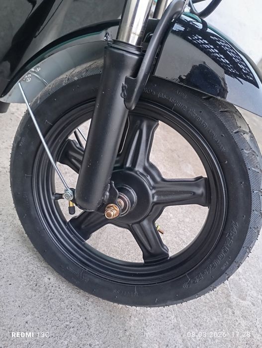 Продаю мопеть нови