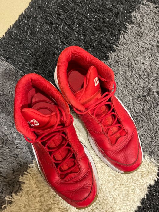 Обувки Jordan 23