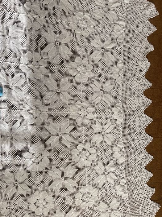 Кувертюра за легло ръчна изработка