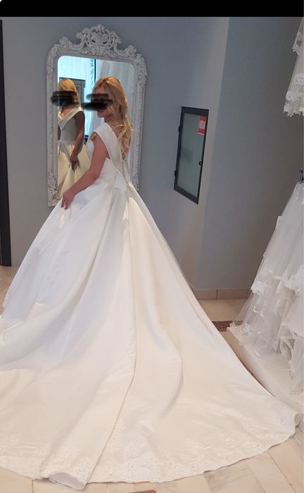 Rochie mireasa Oksana Mukha