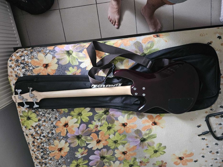 Chitara Bass Ibanez GSR180 BS