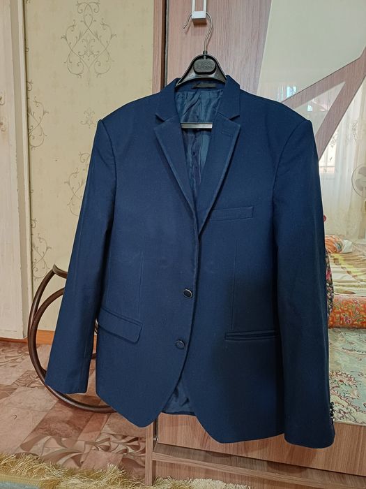 Школьный костюм и брюки