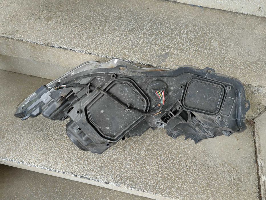 Фар Toyota Auris LED десен / Фар Тойота Аурис / Фар Auris Оригинален