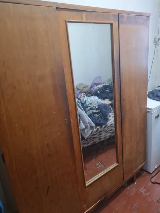 Продам СССР шифонер 18000