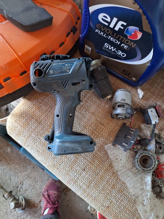 Fierăstrău sabie makita,  funcțională,  cu excepția sistemului de panz