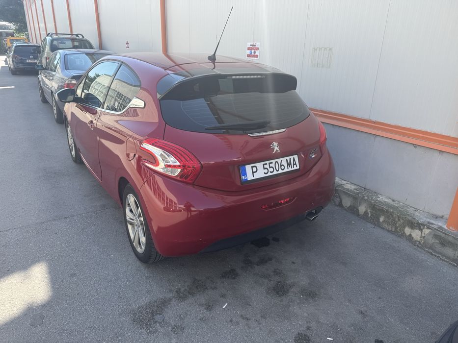 Peugeot 208 1.6 E-HDI Allure