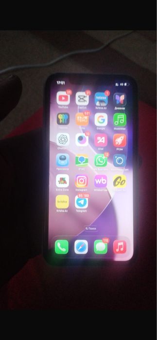 Продам iphone 11 память 64 акб 81