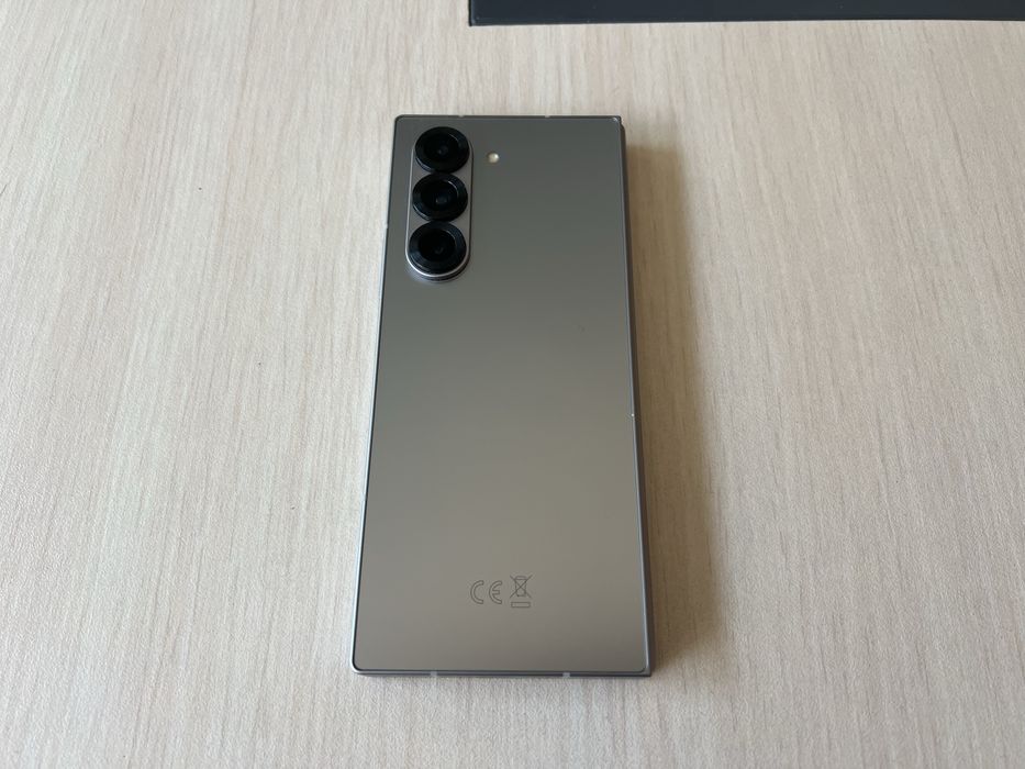 Продавам Samsung Galaxy Z Fold6 256/12GB